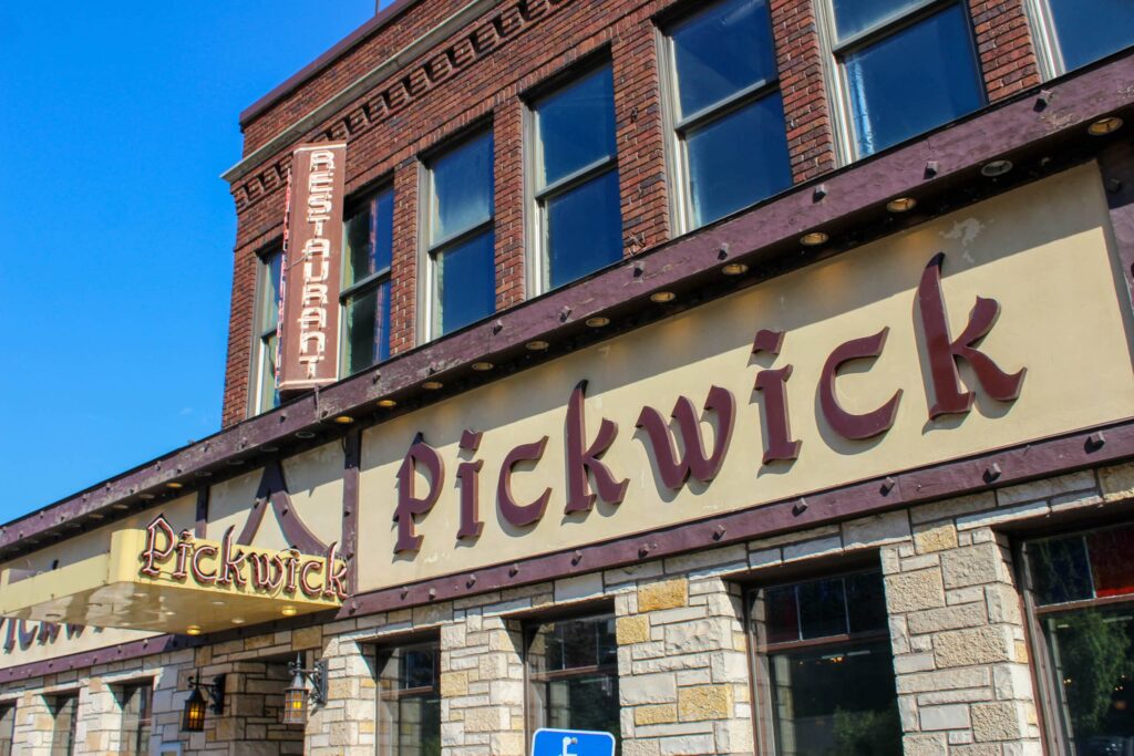 Pickwick Restaurant & Pub, Duluth, MN