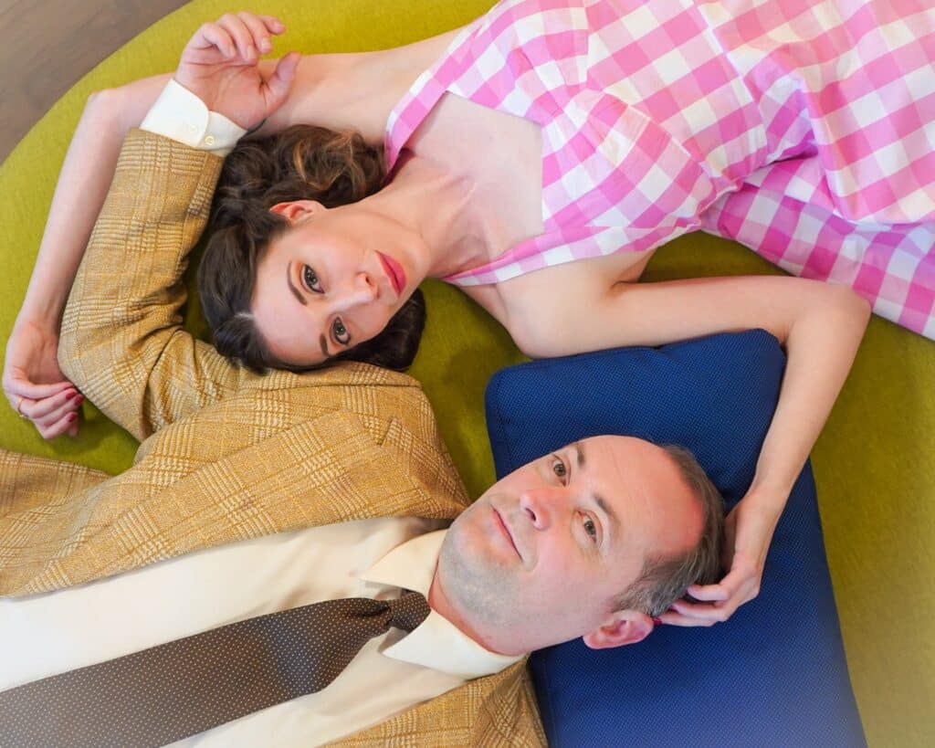 The Dark Comedy “Home I’m Darling” Rips Back the Curtain on the 1950s Sit-Com Life